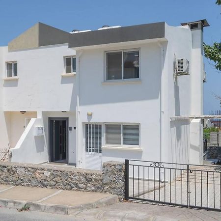 קיירניה Villa Blue מראה חיצוני תמונה
