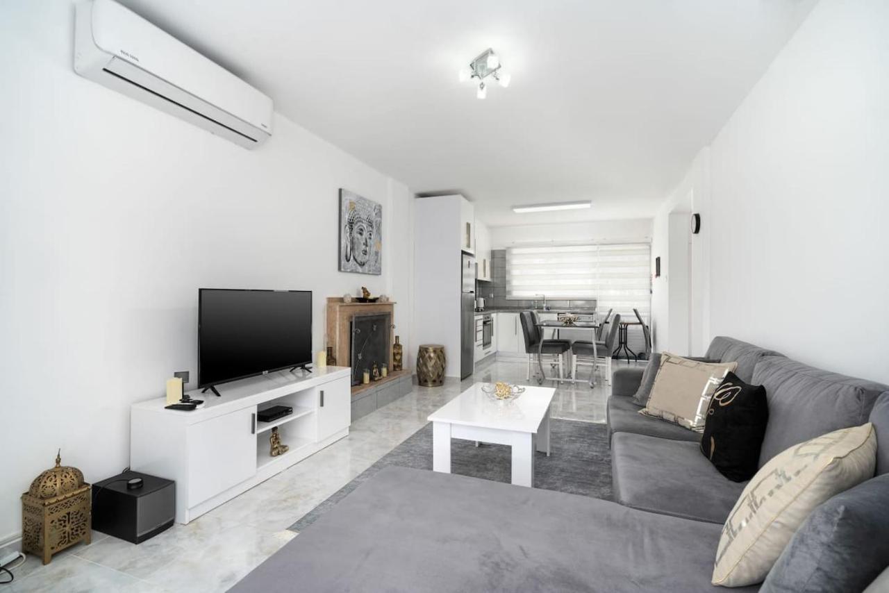 קיירניה Villa Blue מראה חיצוני תמונה